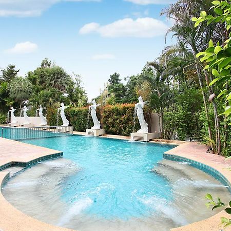 Nana Resort Kaeng Krachan Exterior photo