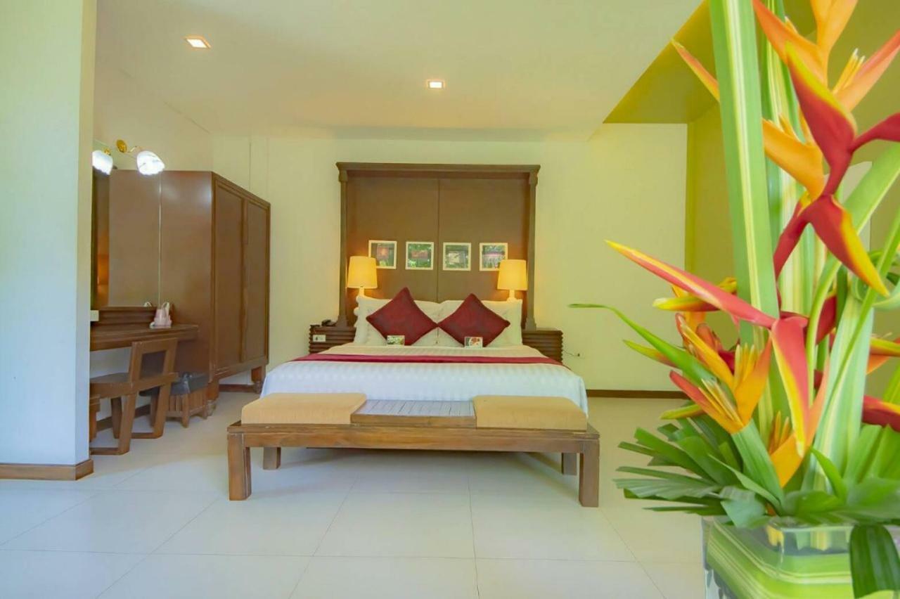 Nana Resort Kaeng Krachan Exterior photo